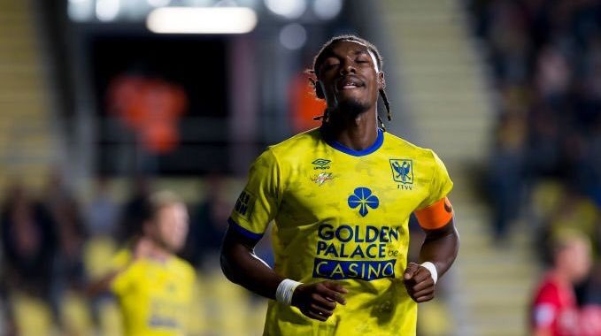 Belgique : Botaka décisif avec Saint-Trond !