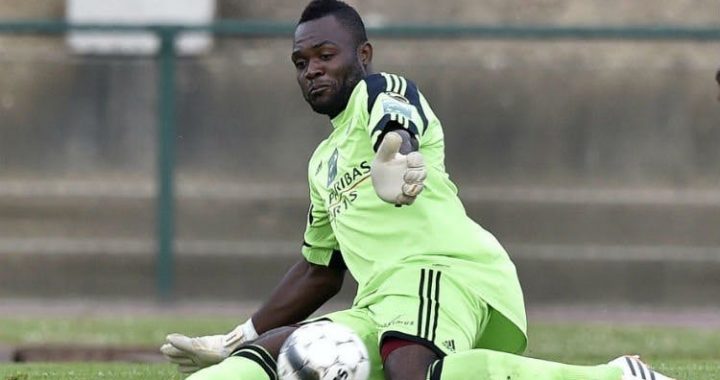 Nicaise Kudimbana signe à RCS Brainois