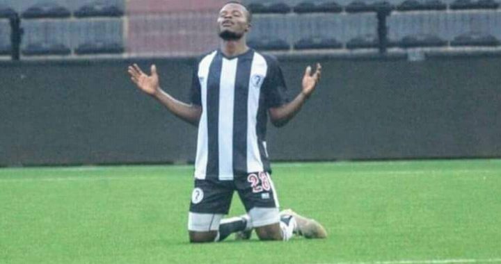 Portrait : Élie Muyika, un latéral droit prometteur