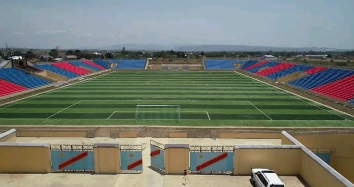 LINAFOOT : le derby lushois délocalisé !
