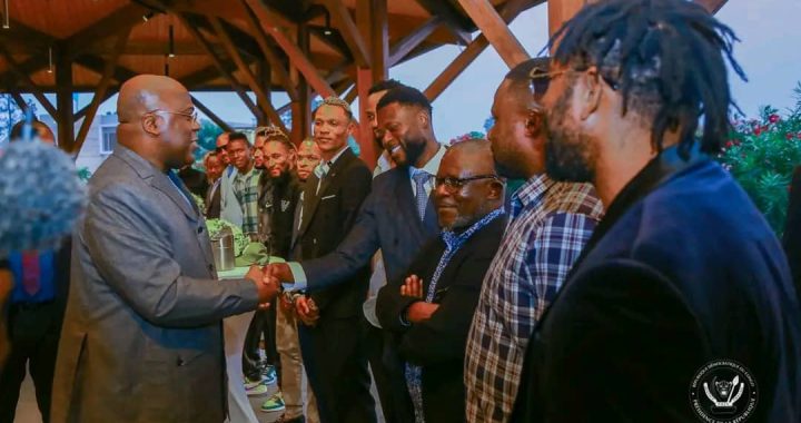 Félix Tshisekedi reçoit et félicite les Léopards