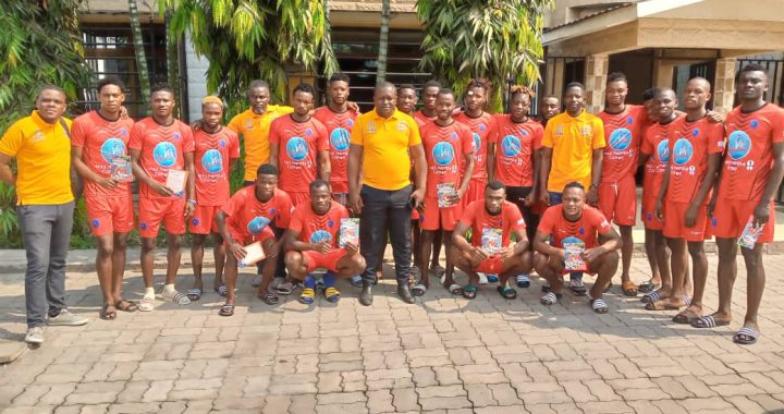 World 11 : en séjour à Kinshasa, les joueurs de l’AS Dauphin prennent part au vote