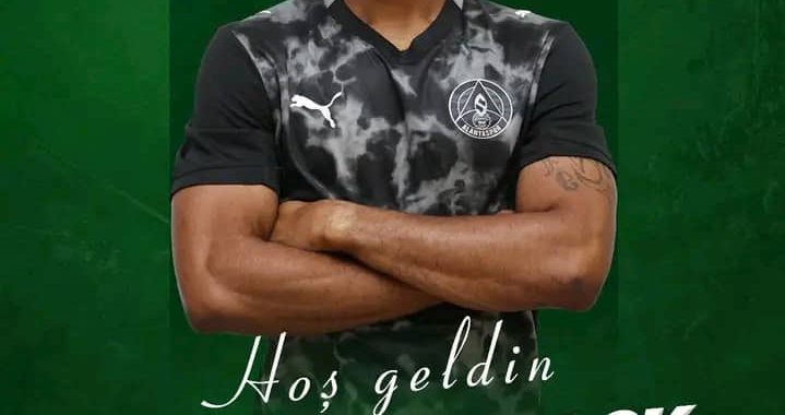 Mercato : Meschack Elia signe un contrat de 3 ans à Alanyaspor  ‎