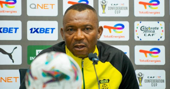 Coupe de la Confédération CAF : Papy Kimoto prêt à débuter contre Azam FC !
