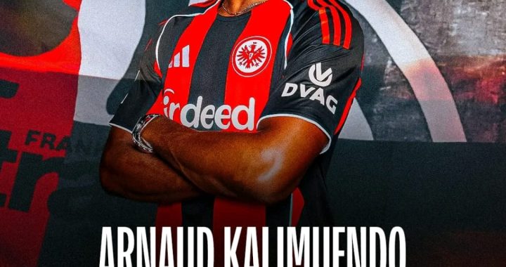 Mercato : Arnold Kalimuendo pose ses valises à Francfort 