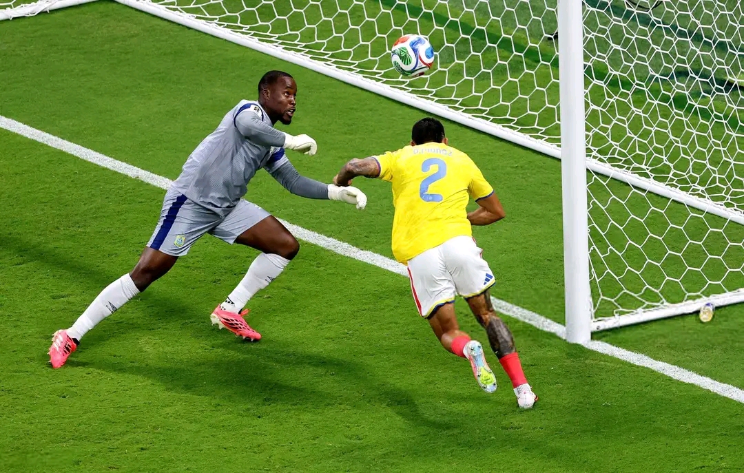 Mondial 2026 : malgré la défaite, Lionel Mpasi a répondu présent face à la Colombie ! 4 1782269459417